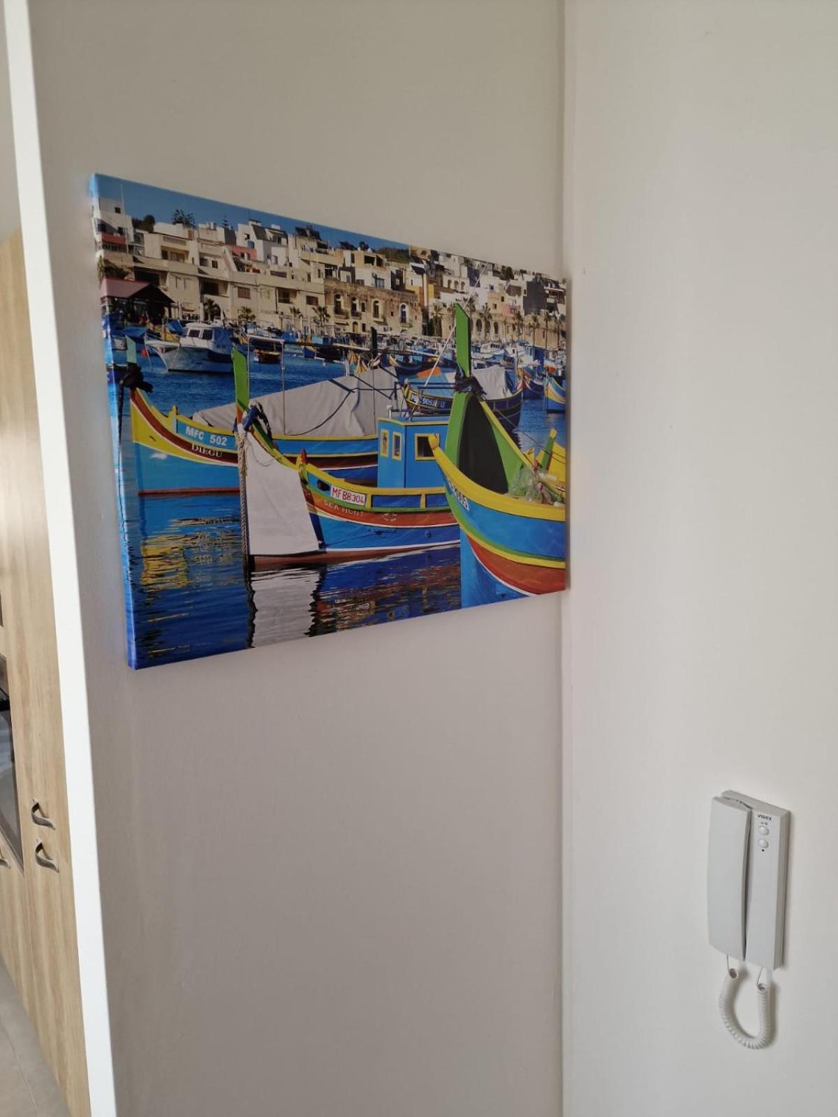Sky Apartment 3 San Pawl il-Baħar Eksteriør billede